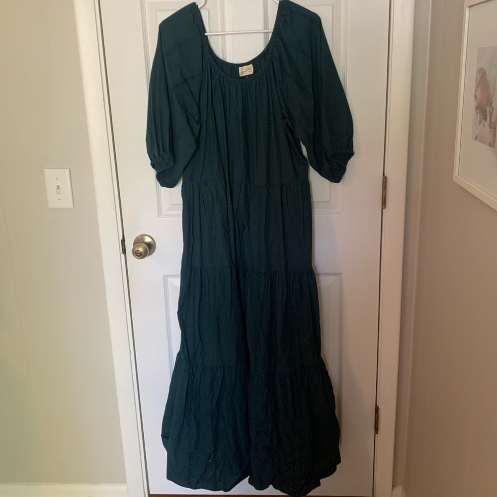 Universal Threads Dress